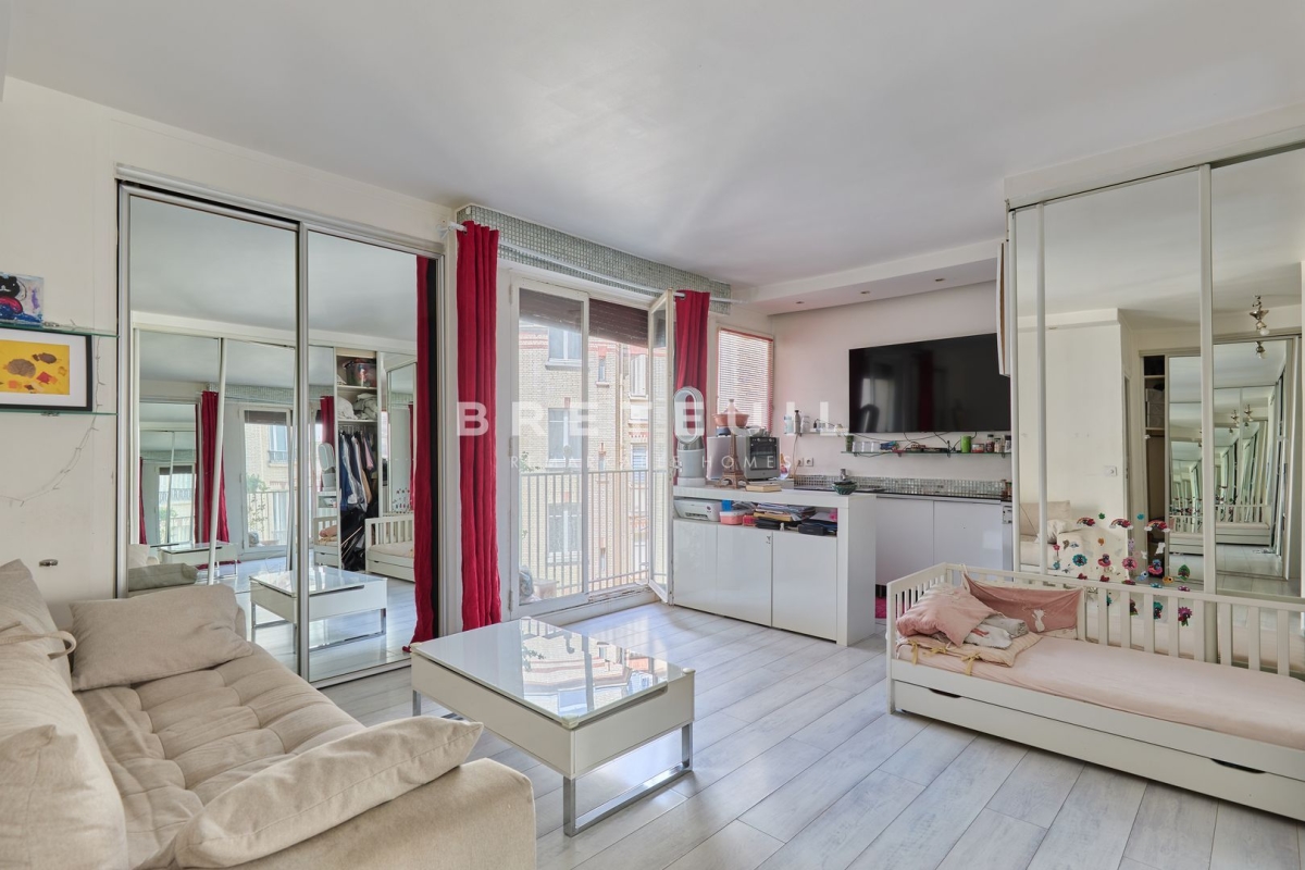 Appartement de luxe à vendre à Paris 16ème, 370 000 €, Photo 1