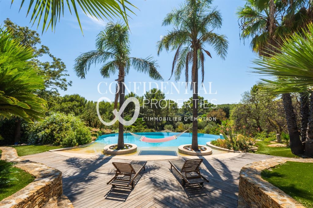 Maison de luxe à vendre à Sanary-sur-Mer, 2 890 000 €, Photo 2