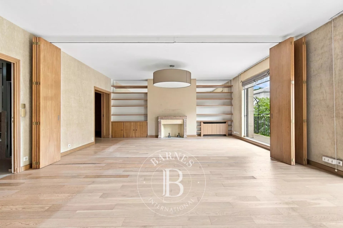 Luxury Apartment for sale in Paris 8ème, 2 980 000 €, Photo 2