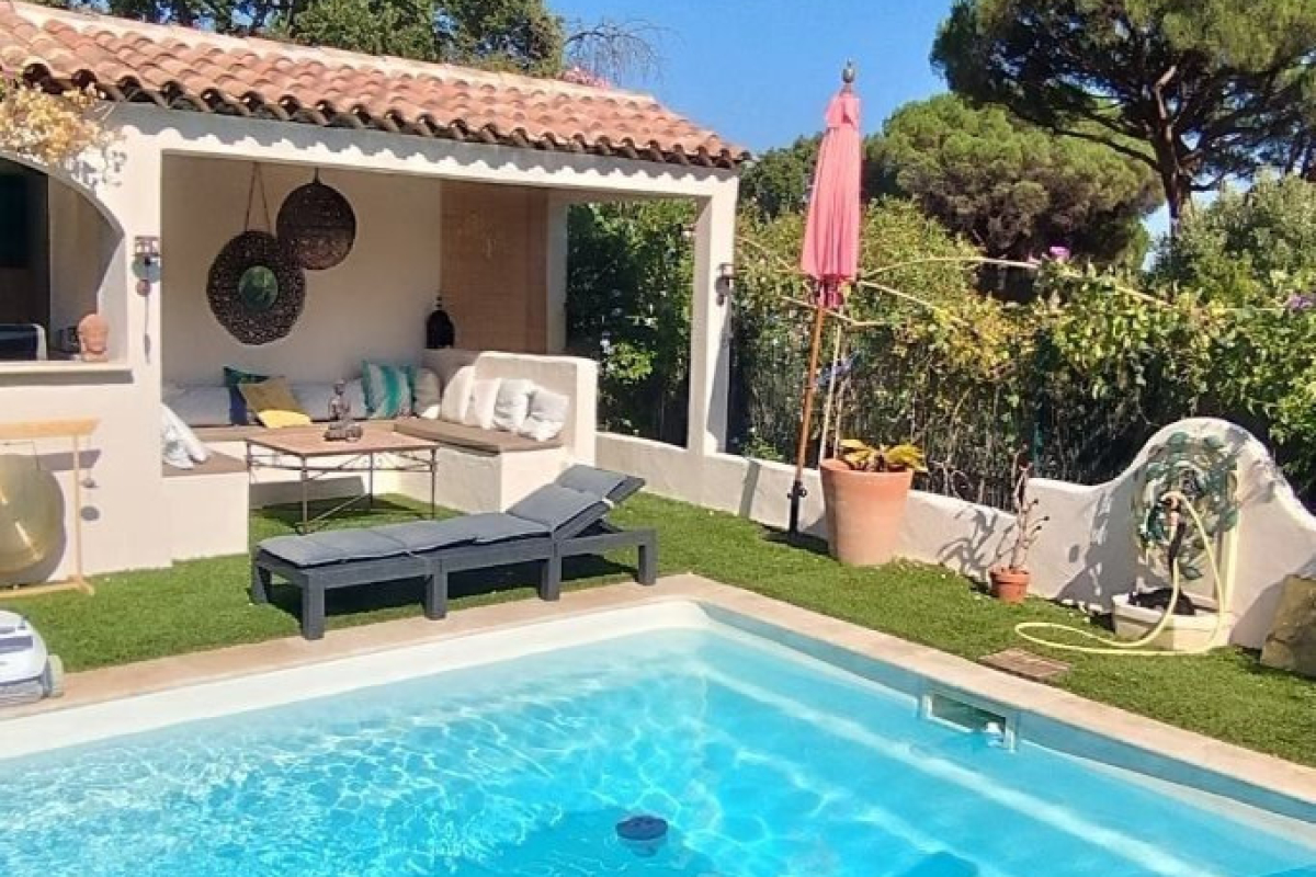Luxury House for sale in Cavalaire-sur-Mer, 995 000 €, Photo 2