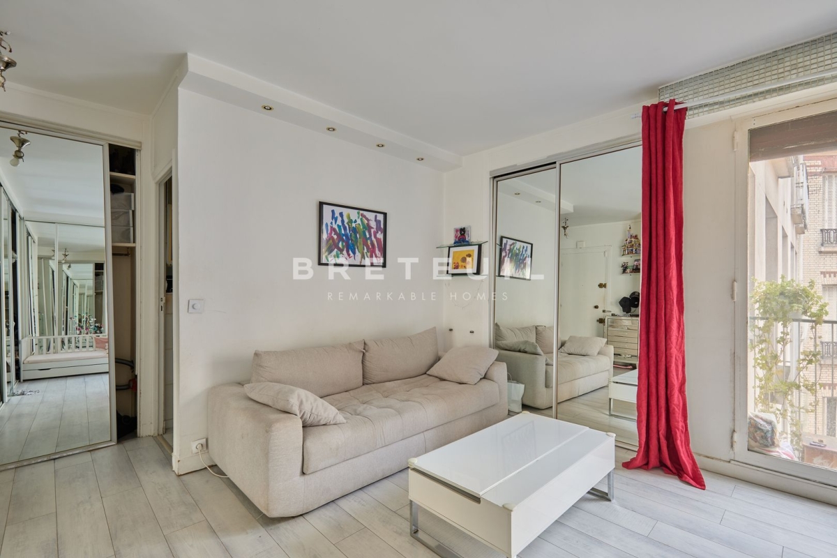 Appartement de luxe à vendre à Paris 16ème, 370 000 €, Photo 2
