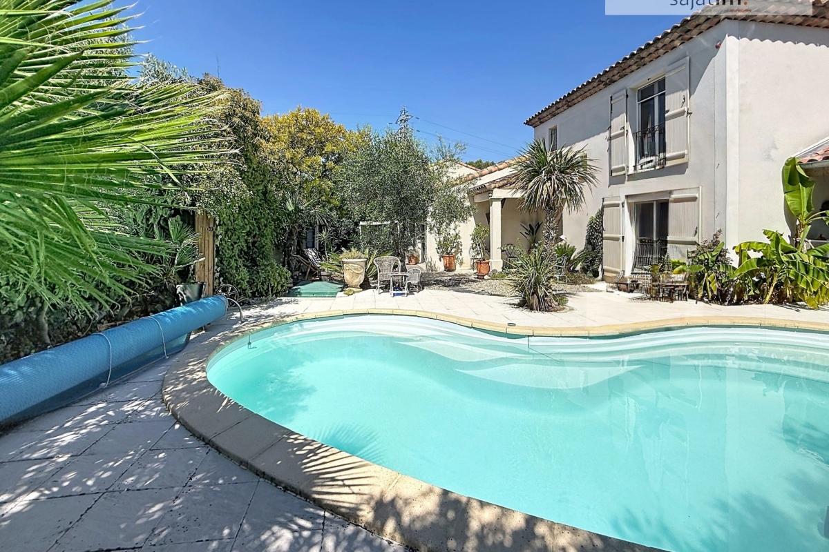 Maison de luxe à vendre à Marseille 11ème, 729 000 €, Photo 3
