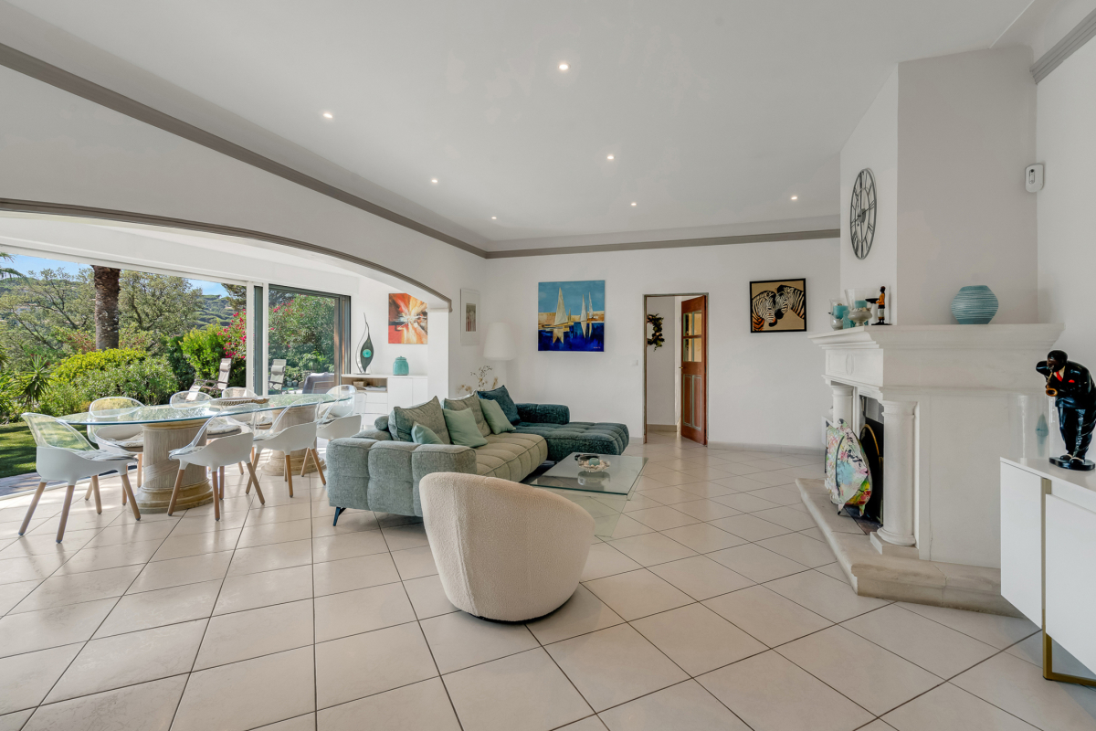 Maison de luxe à vendre à Sainte-Maxime, 1 775 000 €, Photo 3