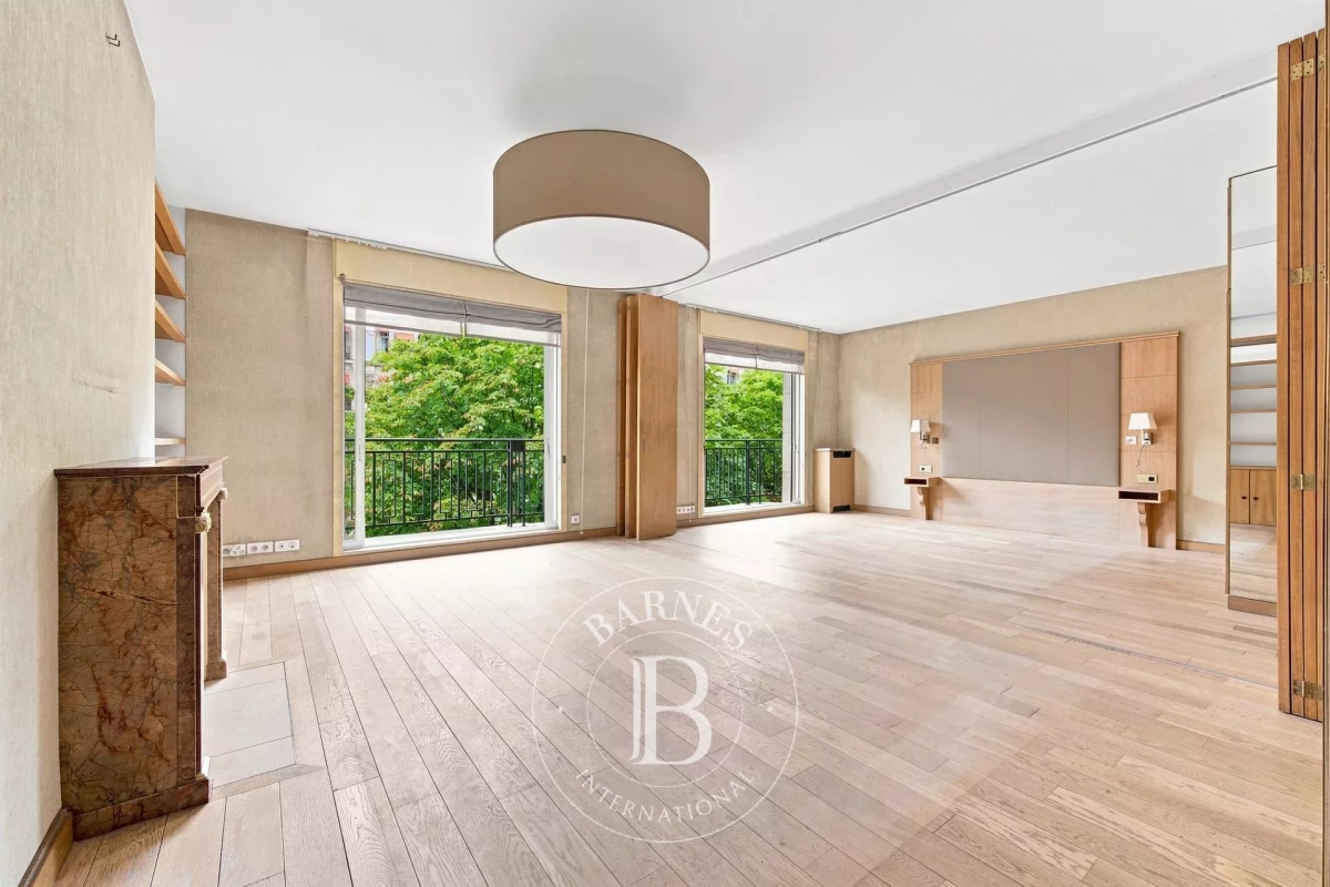 Luxury Apartment for sale in Paris 8ème, 2 980 000 €, Photo 4