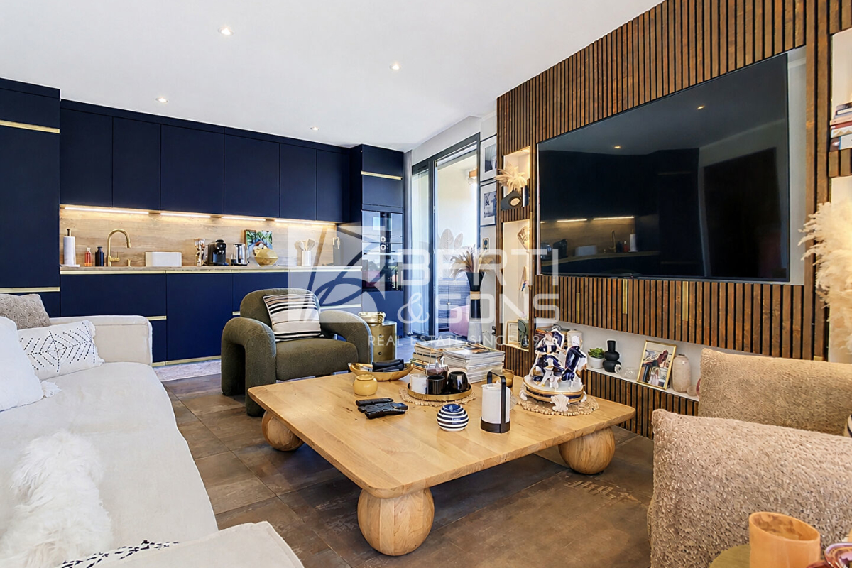 Appartement de luxe à vendre à Mandelieu-la-Napoule, 648 000 €, Photo 1