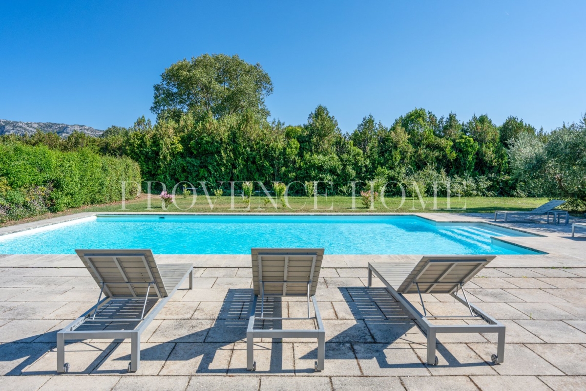 Luxury House for sale in Taillades, 1 450 000 €, Photo 2