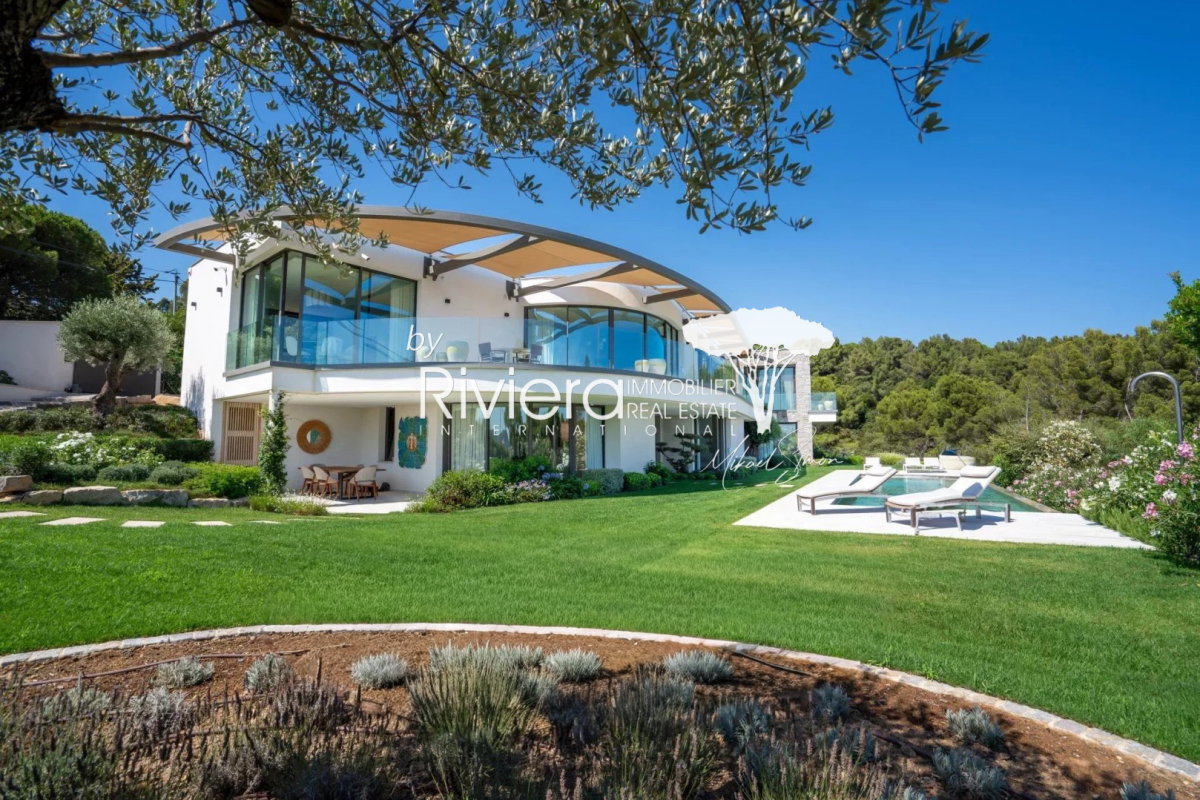 Luxury House for sale in Cavalaire-sur-Mer, 6 340 000 €, Photo 3
