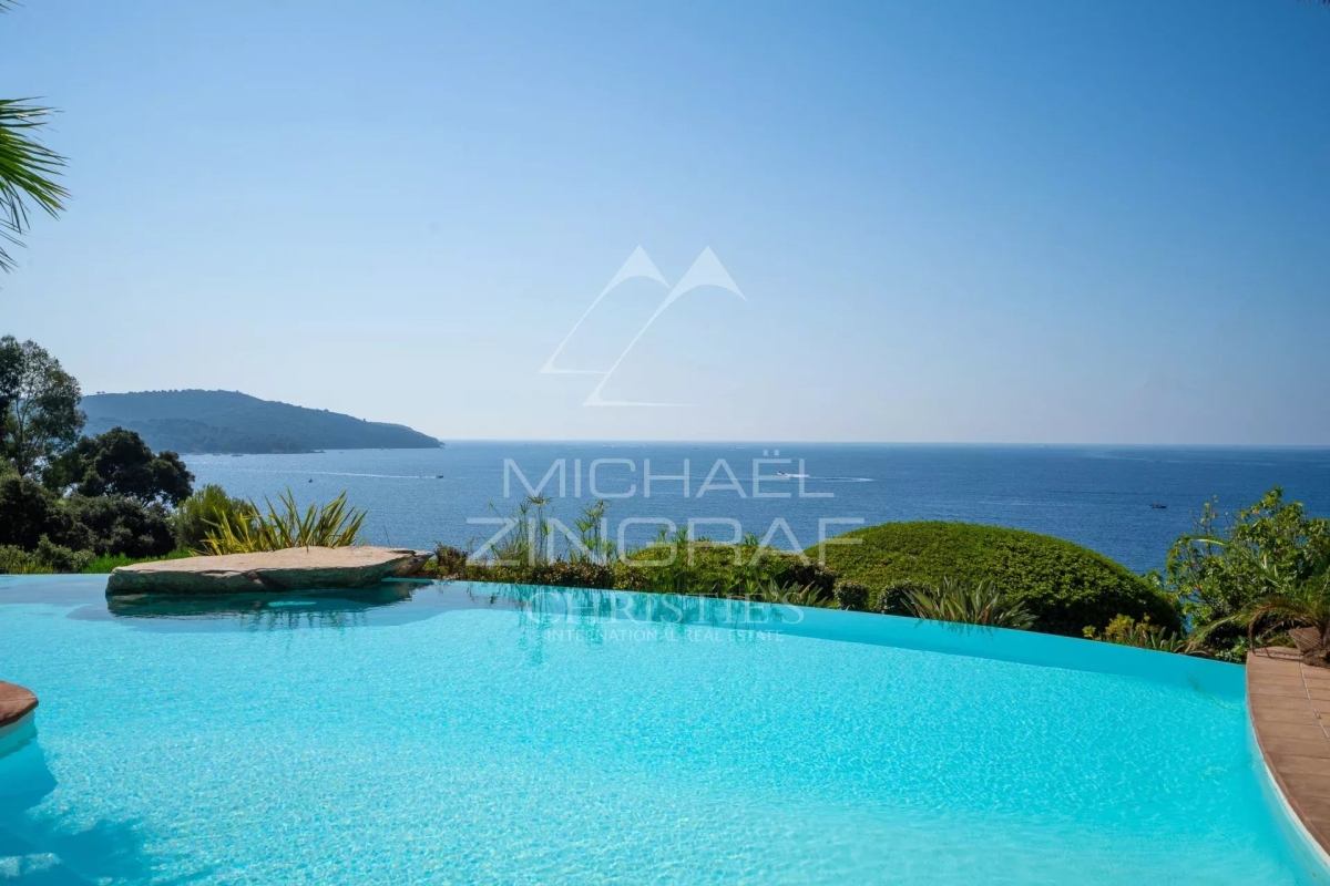 Luxury House for sale in La Croix-Valmer, 17 000 000 €, Photo 3
