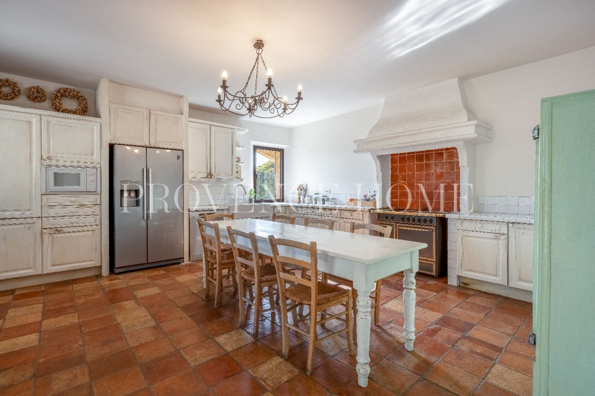 Luxury House for sale in Taillades, 1 450 000 €, Photo 5