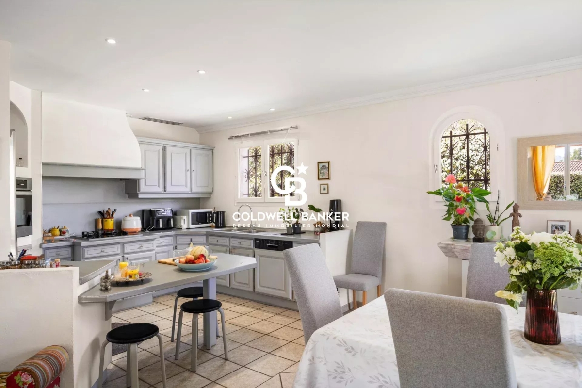 Maison de luxe à vendre à Villeneuve-Loubet, 998 000 €, Photo 6