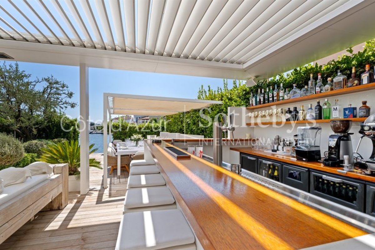 Luxury House for sale in Port Grimaud, 15 000 000 €, Photo 7