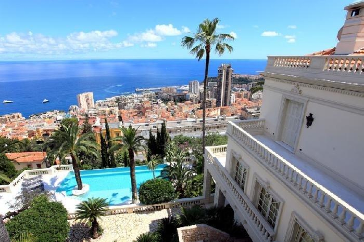 Maison de luxe à vendre à Beausoleil, 32 000 000 €, Photo 1