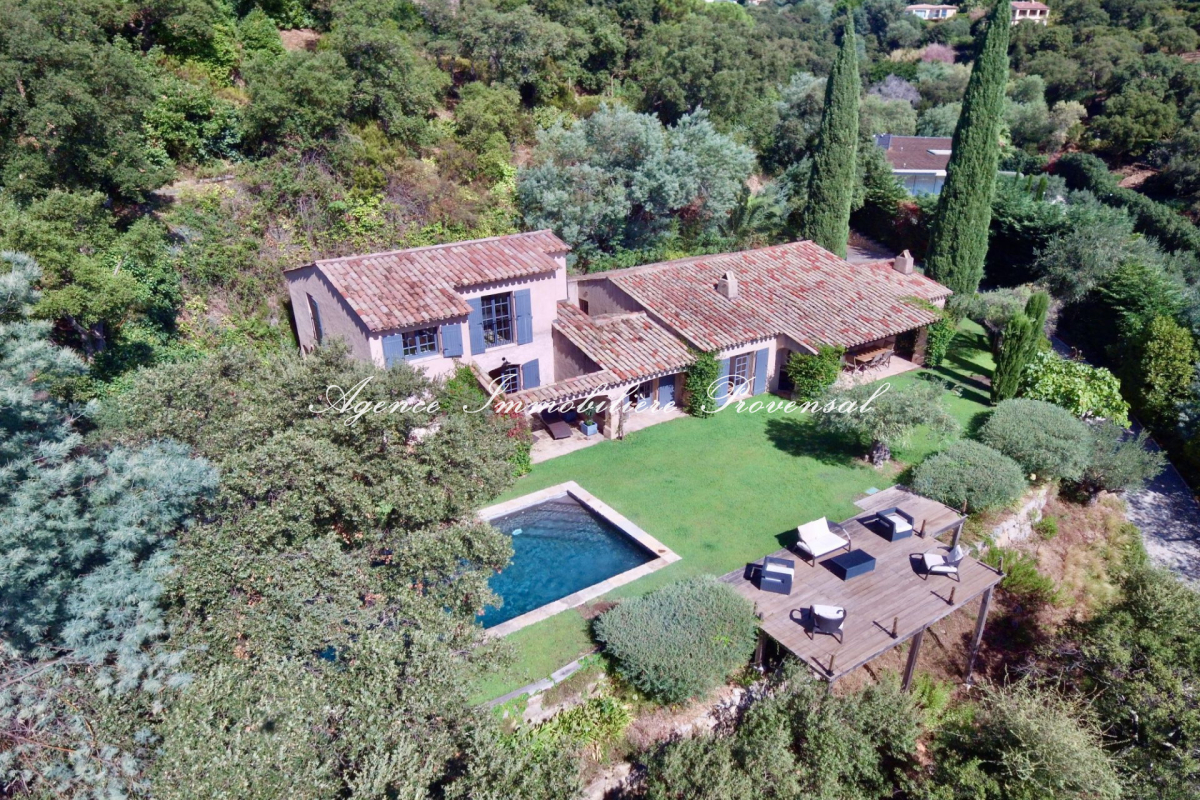 Maison de luxe à vendre à Grimaud, 2 890 000 €, Photo 1