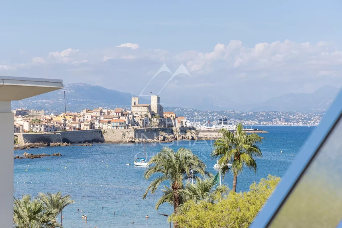 Luxury Apartment for sale in Antibes, 540 000 €, Photo 1