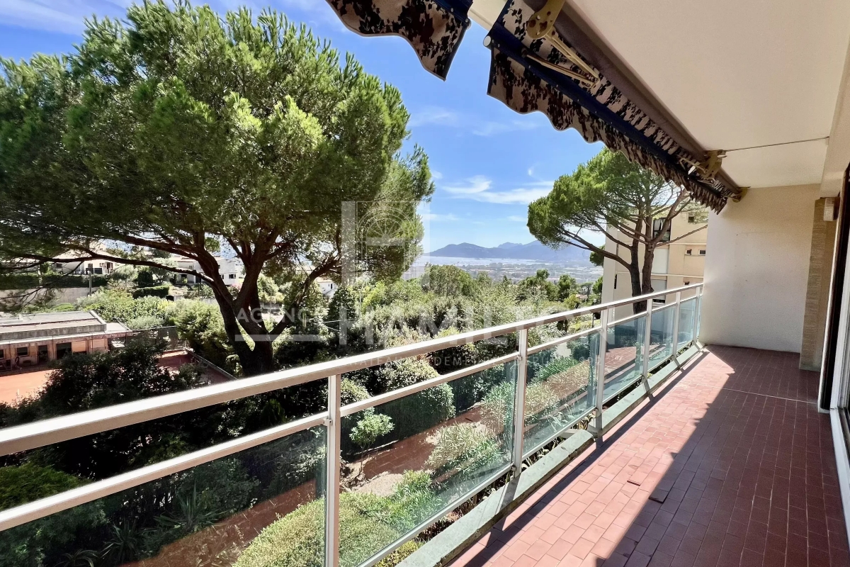 Appartement de luxe à vendre à Le Cannet, 295 000 €, Photo 2