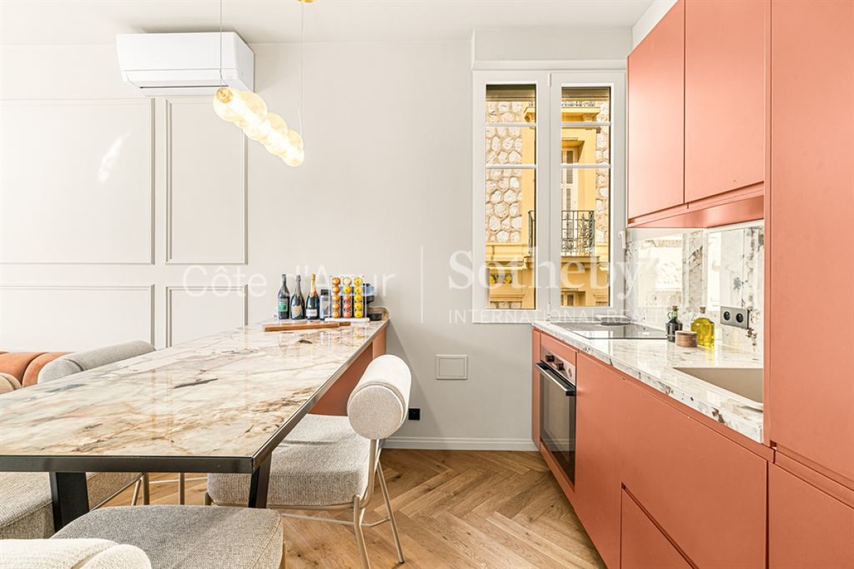 Appartement de luxe à vendre à Nice, 379 000 €, Photo 2