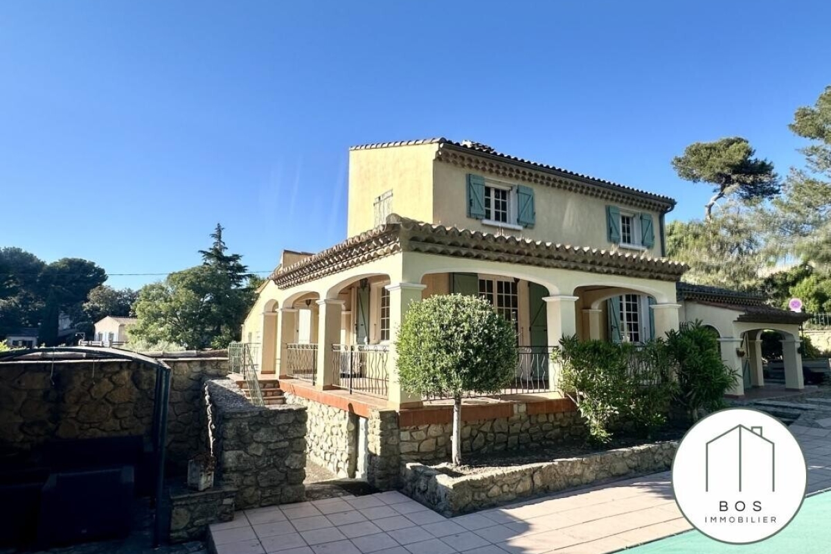 Maison de luxe à vendre à Cornillon-Confoux, 499 000 €, Photo 2