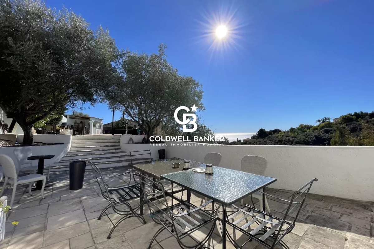 Maison de luxe à vendre à Vallauris, 1 980 000 €, Photo 3