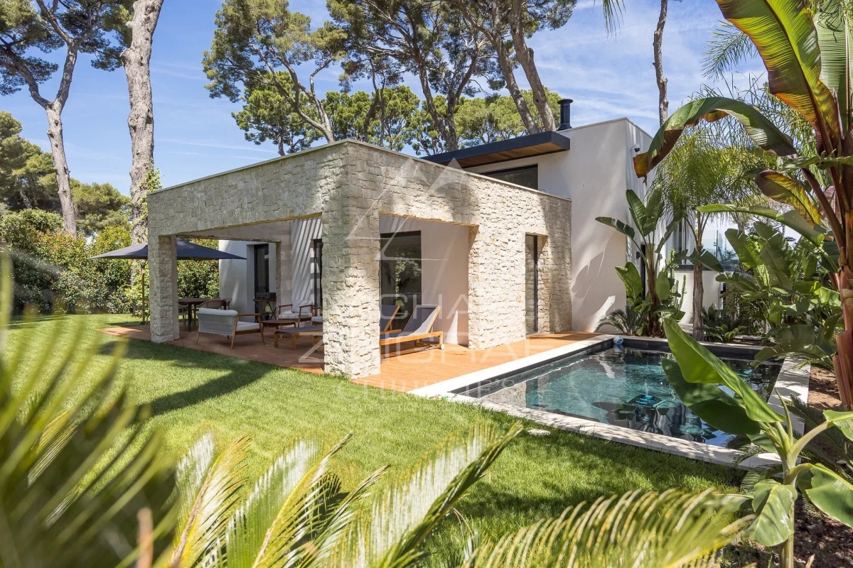 Maison de luxe à vendre à Cap d'Antibes, 2 890 000 €, Photo 3