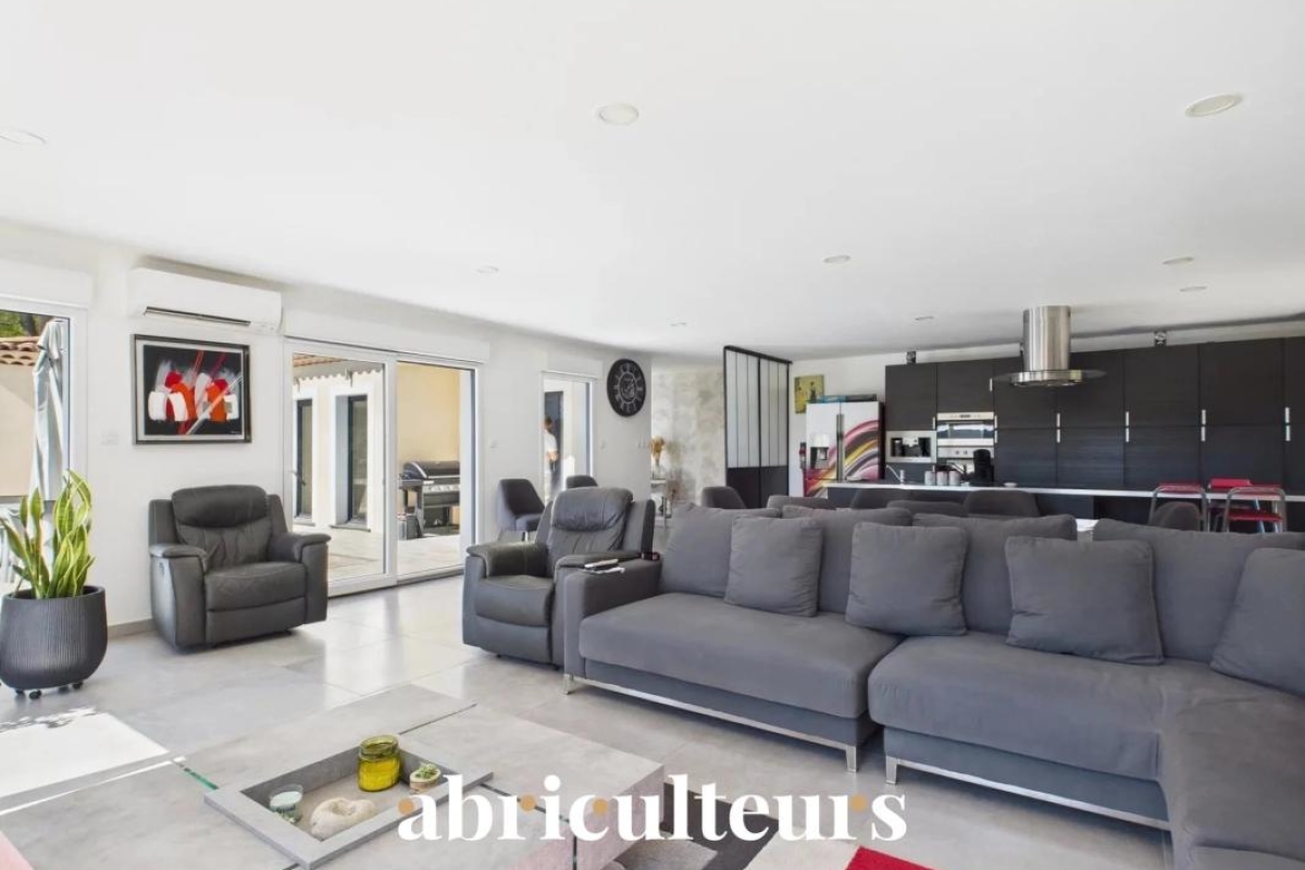 Maison de luxe à vendre à Bagnols-en-Forêt, 889 999 €, Photo 4