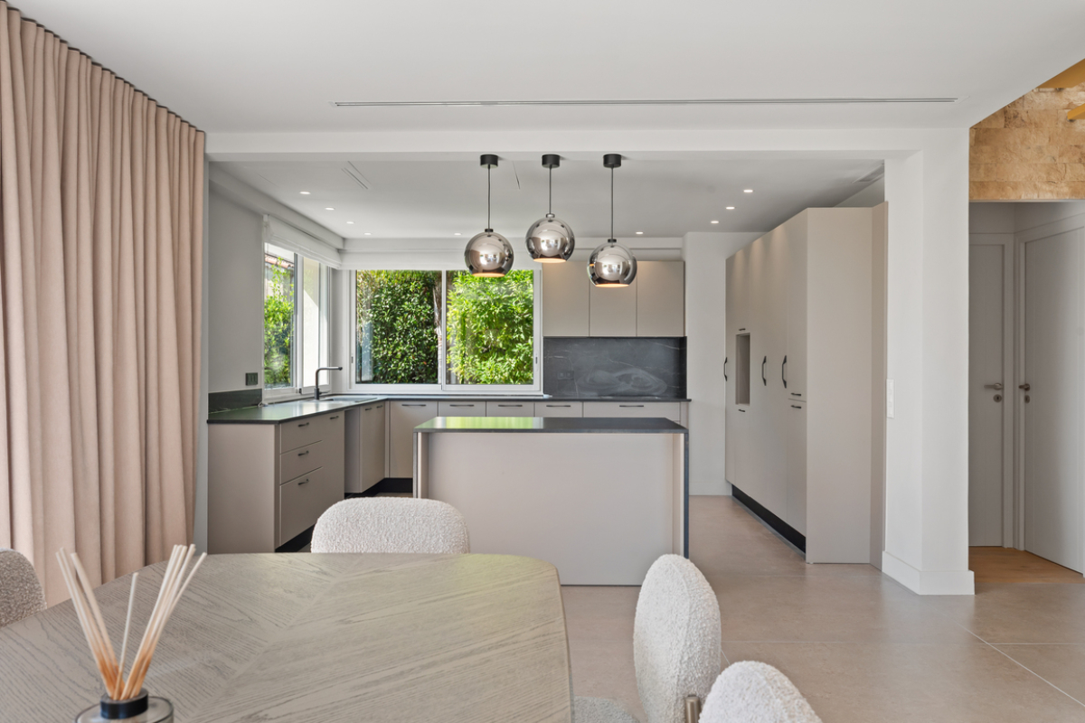 Maison de luxe à vendre à Cap d'Antibes, 3 990 000 €, Photo 4