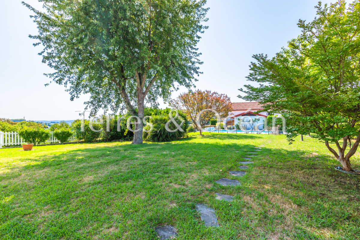 Luxury House for sale in Hasparren, 770 000 €, Photo 5