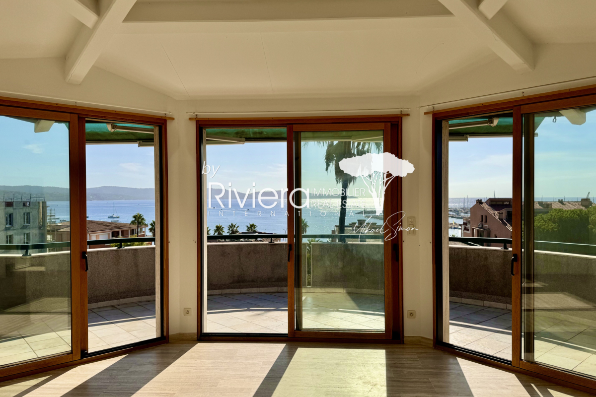 Luxury Apartment for sale in Cavalaire-sur-Mer, 908 250 €, Photo 7