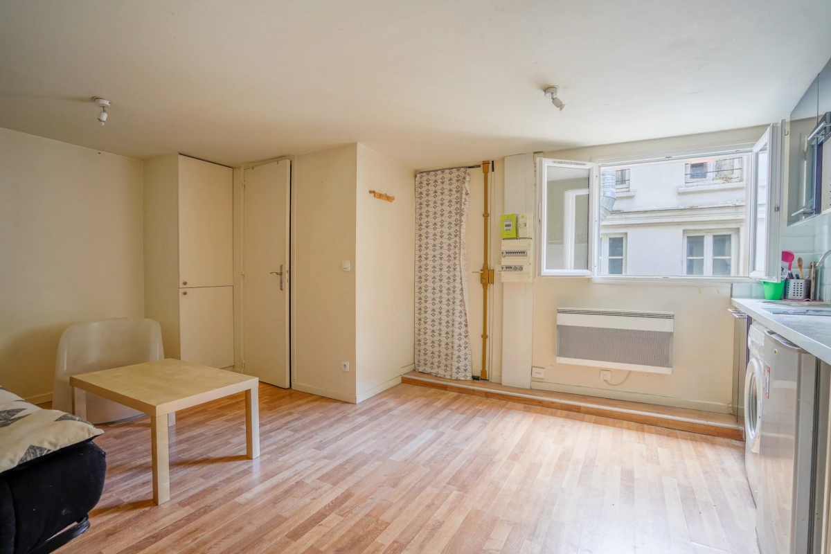 Appartement de luxe à vendre à Paris 10ème, 160 000 €, Photo 1