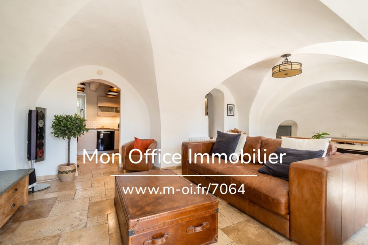 Maison de luxe à vendre à Grimaud, 998 000 €, Photo 1