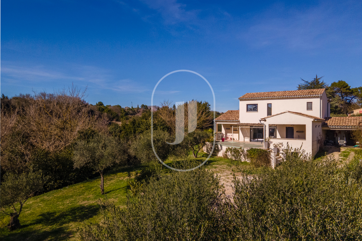 Maison de luxe à vendre à Uzès, 585 000 €, Photo 1