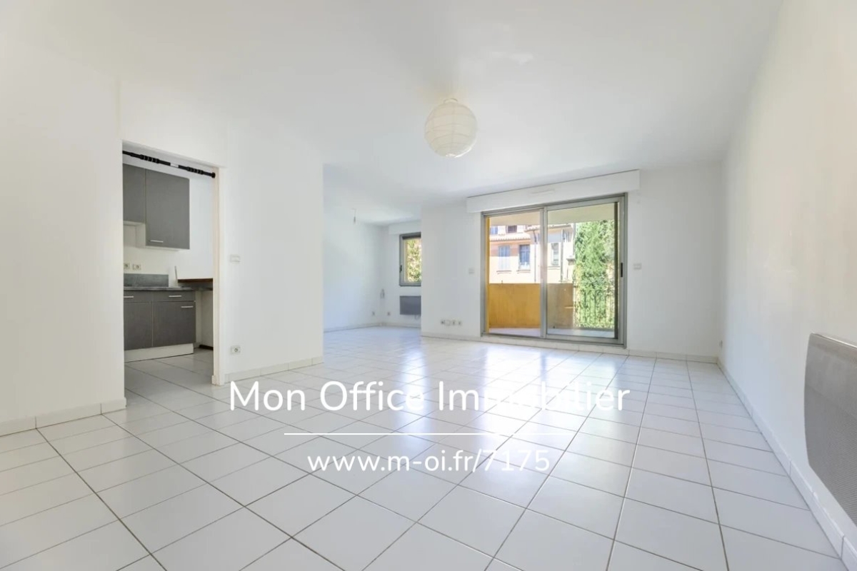 Luxury Apartment for sale in Aix-en-Provence, 895 000 €, Photo 1