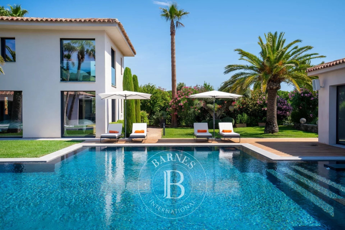 Maison de luxe à vendre à Saint-Tropez, 17 000 000 €, Photo 2