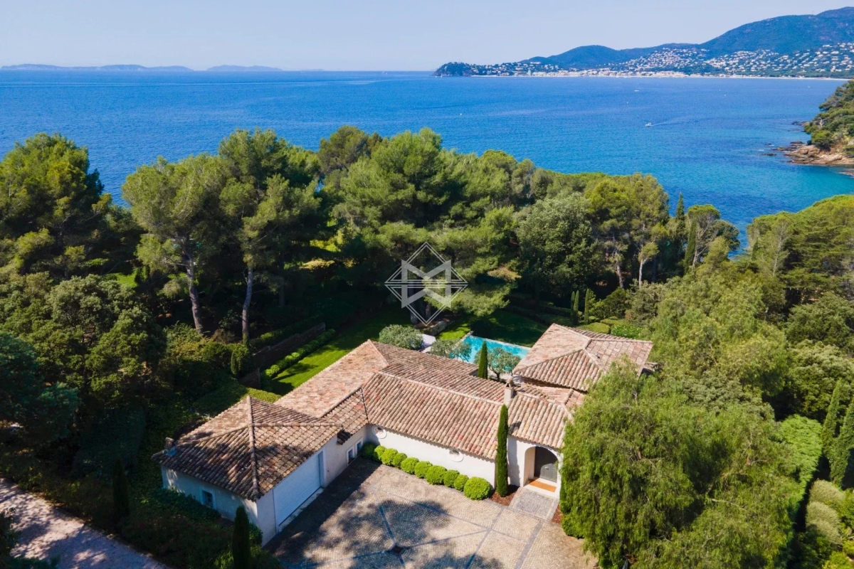 Luxury House for sale in La Croix-Valmer, 6 400 000 €, Photo 2