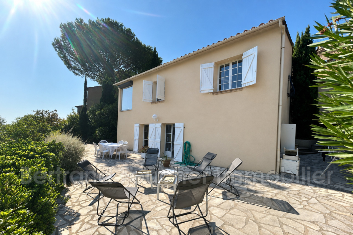 Luxury House for sale in Cavalaire-sur-Mer, 0 €, Photo 2