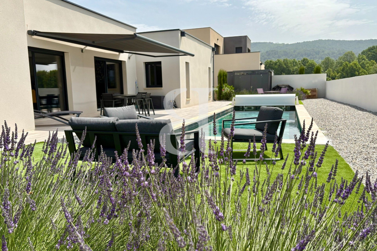Maison de luxe à vendre à Vaison-la-Romaine, 607 000 €, Photo 2