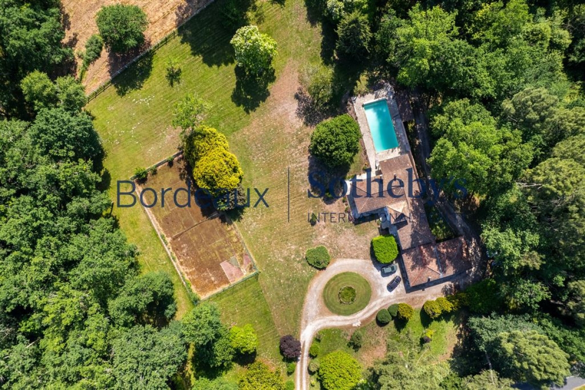 Maison de luxe à vendre à Bordeaux, 795 000 €, Photo 2