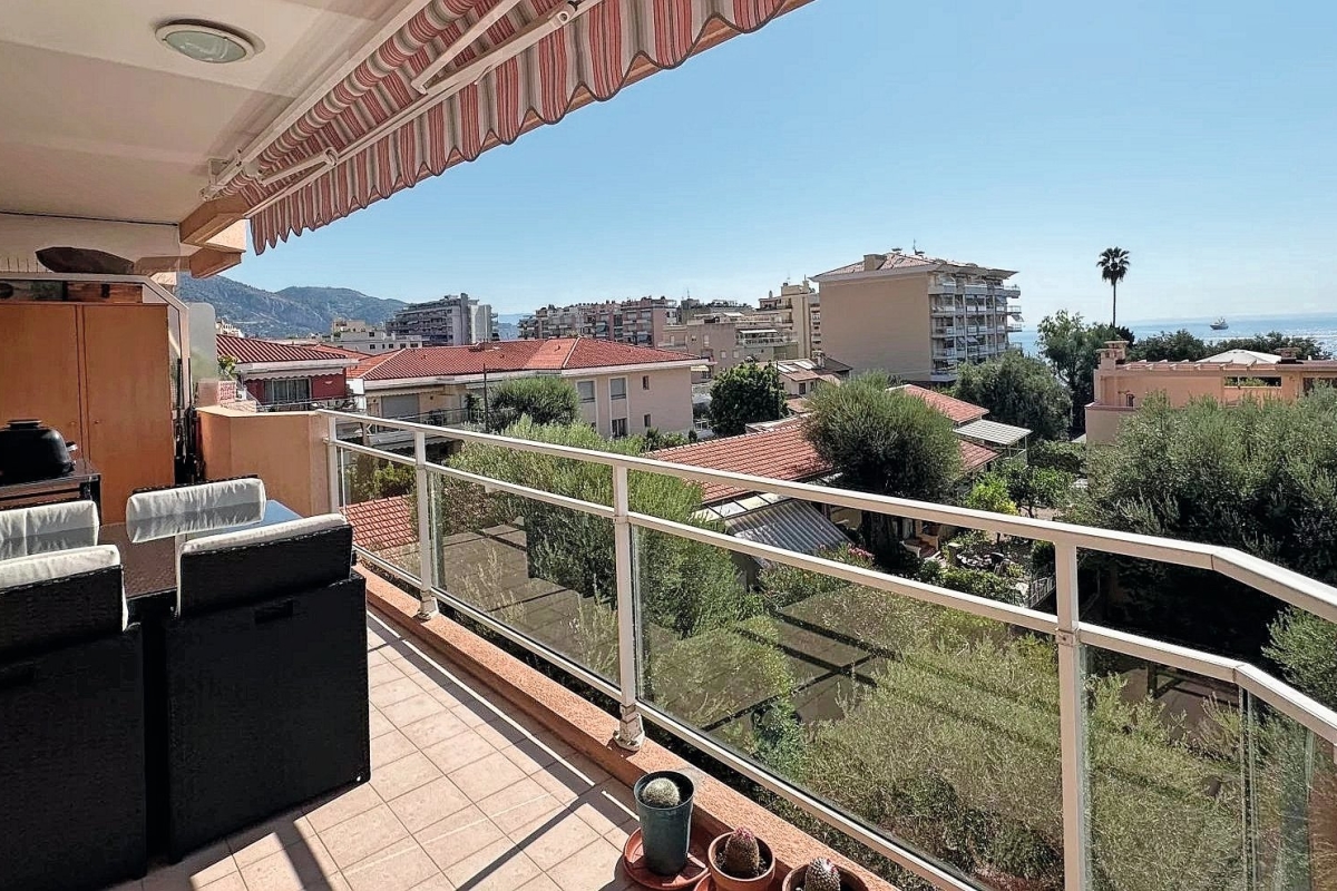 Appartement de luxe à vendre à Roquebrune-Cap-Martin, 659 000 €, Photo 2