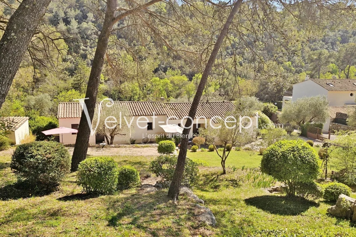 Luxury House for sale in Valbonne, 918 000 €, Photo 5