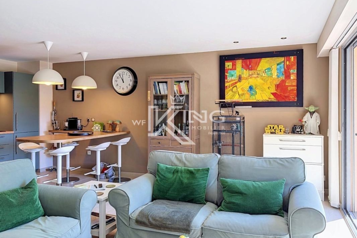 Appartement de luxe à vendre à Saint-Raphaël, 440 000 €, Photo 2