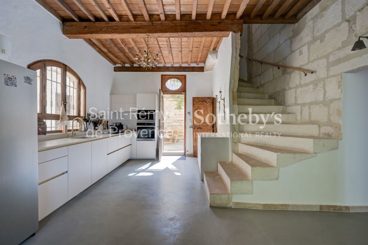 Luxury House for sale in Boulbon, 850 000 €, Photo 3
