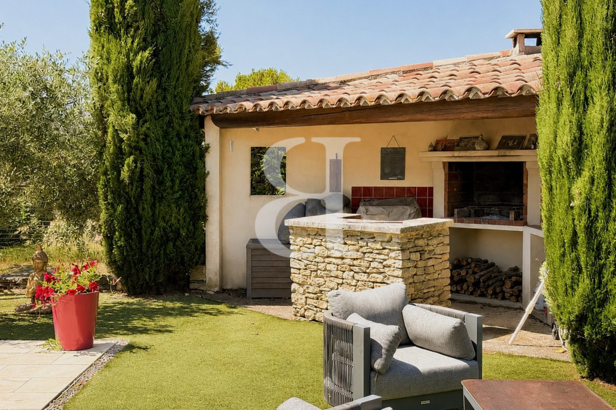 Maison de luxe à vendre à Cabrières-d'Avignon, 695 000 €, Photo 3