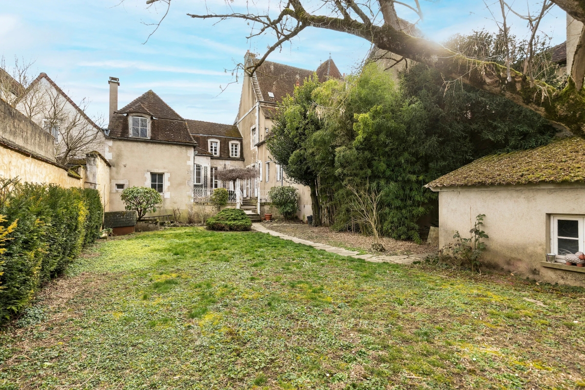 Maison de luxe à vendre à Auxerre, 630 000 €, Photo 3