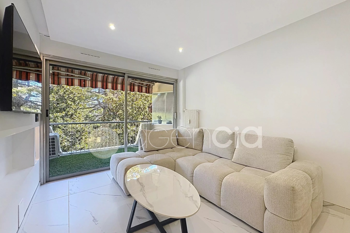 Appartement de luxe à vendre à Mandelieu-la-Napoule, 295 000 €, Photo 3