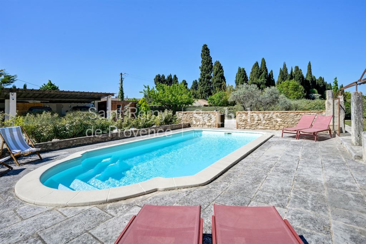 Maison de luxe à vendre à Saint-Rémy-de-Provence, 840 000 €, Photo 4