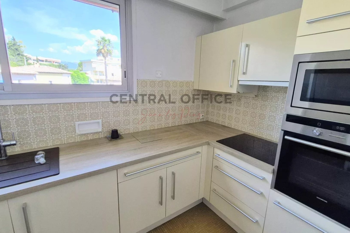 Luxury Apartment for sale in Antibes, 410 000 €, Photo 4