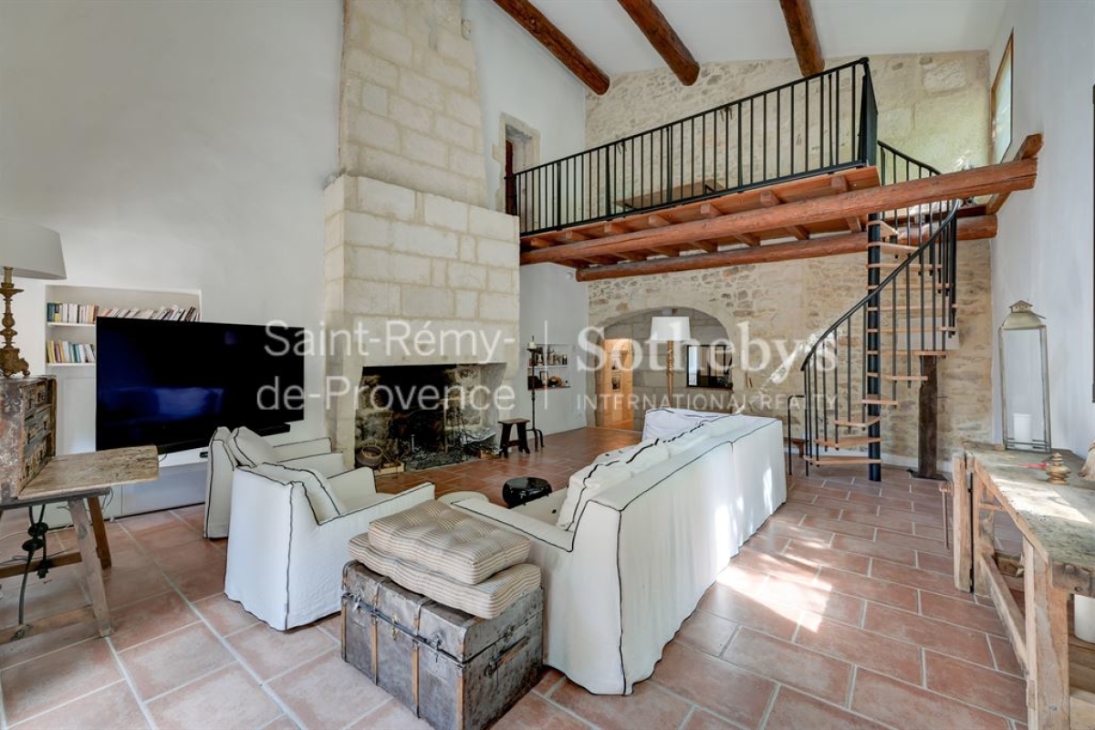 Luxury House for sale in Boulbon, 850 000 €, Photo 6