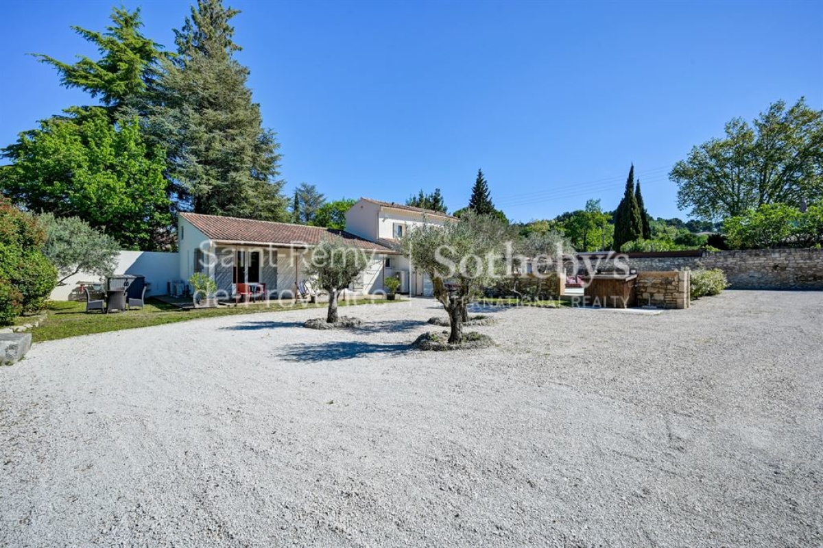Maison de luxe à vendre à Saint-Rémy-de-Provence, 840 000 €, Photo 6