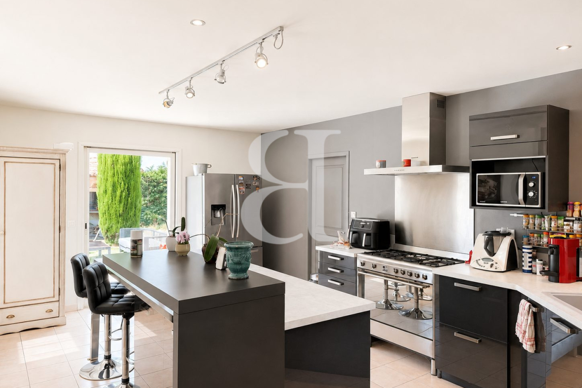 Maison de luxe à vendre à Cabrières-d'Avignon, 695 000 €, Photo 6