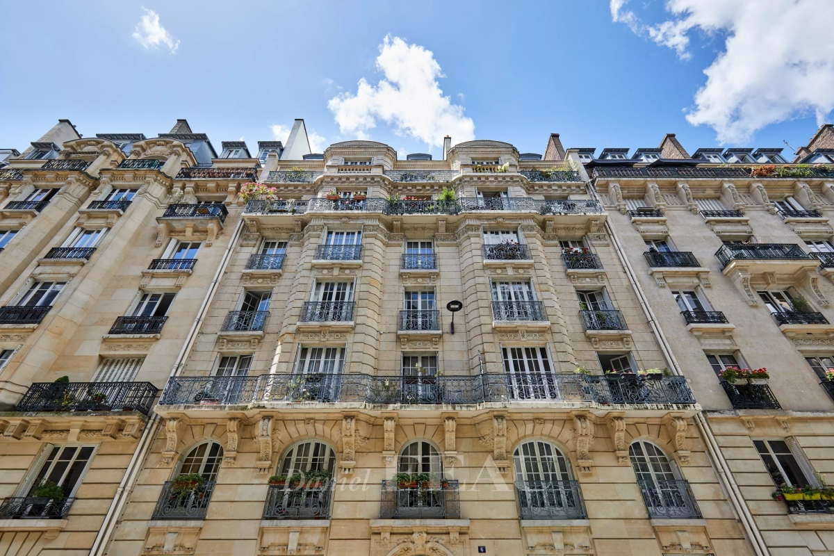 Appartement de luxe à vendre à Paris 7ème, 790 000 €, Photo 1