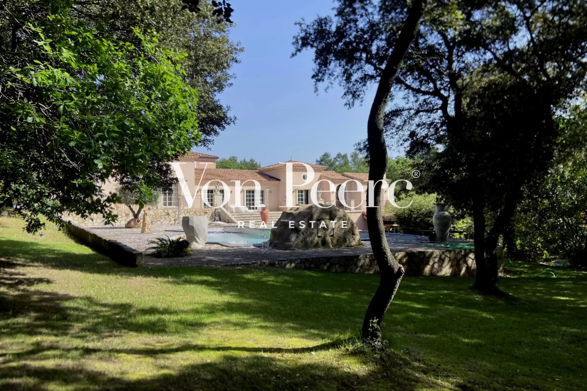 Luxury House for sale in Saint-Laurent-des-Arbres, 799 000 €, Photo 2